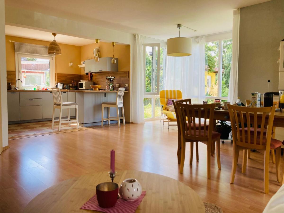 Ferienhaus Am Wasser Im Gruenen Zecherin Екстериор снимка